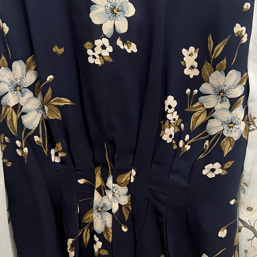 NWTA Joie Silk Blouse - Picture 9 of 10